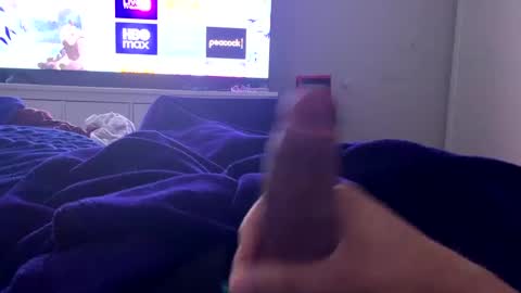 grizzlybear00422 online show from September 21, 2025, 8:49 am