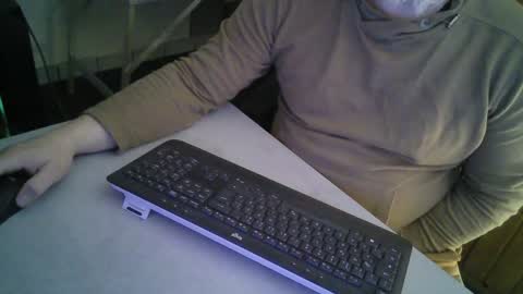 Grooce online show from February 3, 2025, 8:02 am