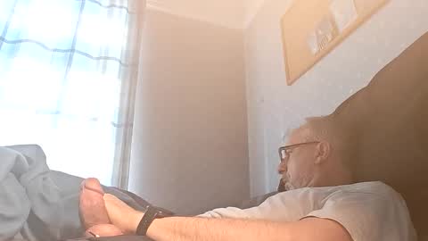 grossebite4444 online show from June 7, 2026, 8:29 am