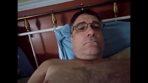 grossequeue200 online show from April 23, 2026, 1:02 pm