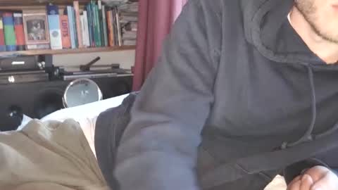 gruendamien online show from May 11, 2026, 5:21 pm