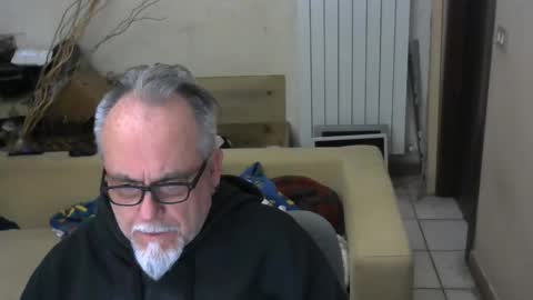 Snapshot of grz65 chatting on February 17, 2026, 7:09 pm GRIZZLY65 online show from February 17, 2026, 7:09 pm