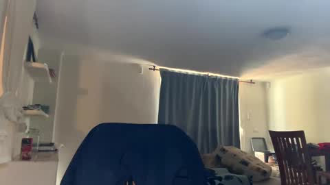 guardiannif_ online show from February 3, 2025, 3:27 pm