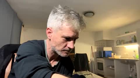 guardiannif_ online show from March 2, 2025, 12:42 am