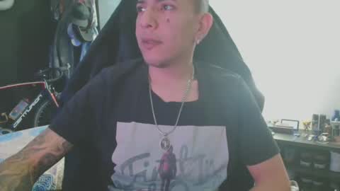 Guayaco  online show from February 13, 2025, 12:32 pm