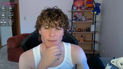 gucciboi4 online show from June 7, 2026, 4:44 pm