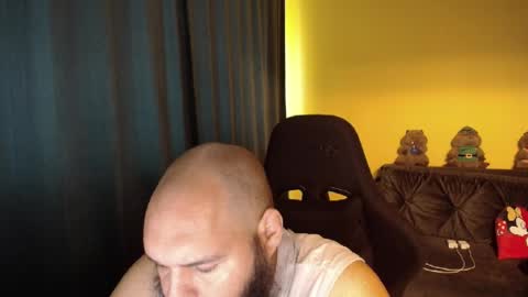Snapshot of guessswho24 chatting on March 29, 2026, 1:22 pm Ayan online show from March 29, 2026, 1:22 pm