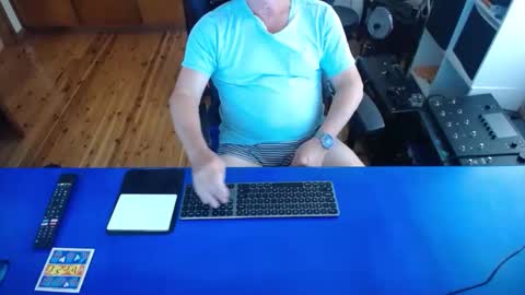 guesswhatigot2 online show from February 10, 2025, 5:58 am