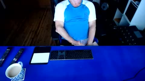 guesswhatigot2 online show from February 13, 2025, 11:17 am