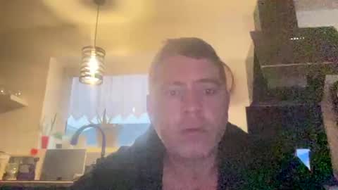 Snapshot of guil0 chatting on October 23, 2025, 10:03 am guil0 online show from October 23, 2025, 10:03 am