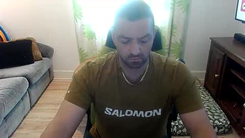 guillaume666286050 online show from June 9, 2026, 4:07 pm