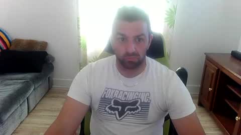 guillaume666286050 online show from July 10, 2026, 6:43 pm