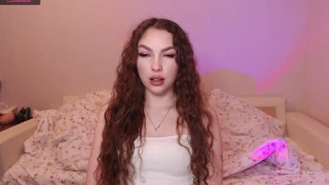 Snapshot of guilty_pleasureee chatting on December 4, 2024, 3:43 pm Marta online show from December 4, 2024, 3:43 pm