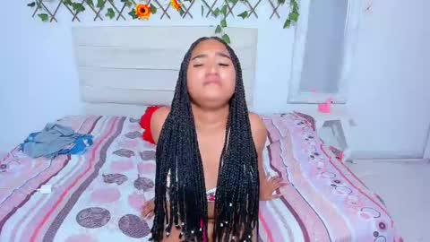 guiselle_lan online show from December 21, 2024, 3:36 am