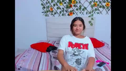 guiselle_lan online show from January 21, 2025, 9:03 am