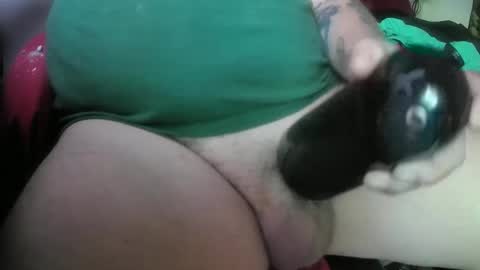 Snapshot of guitarmam7734 chatting on October 1, 2025, 2:23 pm tommy online show from October 1, 2025, 2:23 pm