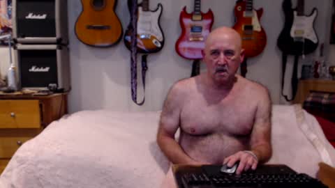 Mario online show from January 8, 2025, 11:21 am