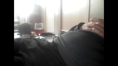 Snapshot of guizmeau72 chatting on March 4, 2025, 3:15 pm guizmeau72 online show from March 4, 2025, 3:15 pm