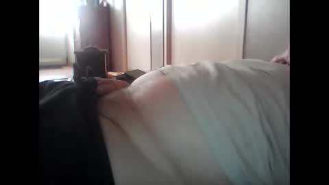 Snapshot of guizmeau72 chatting on October 8, 2025, 12:47 pm guizmeau72 online show from October 8, 2025, 12:47 pm