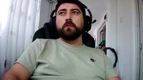 guliverreal online show from December 14, 2025, 1:05 pm