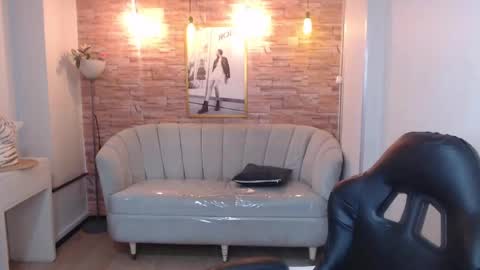 Snapshot of gumball_b chatting on September 24, 2025, 3:21 am gumball_b online show from September 24, 2025, 3:21 am