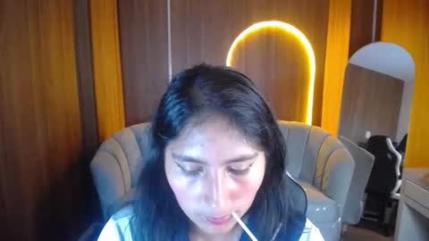 Snapshot of gumball_b chatting on October 23, 2025, 4:12 am gumball_b online show from October 23, 2025, 4:12 am