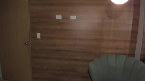 Snapshot of gummyluv chatting on October 8, 2025, 8:45 am gummyluv online show from October 8, 2025, 8:45 am