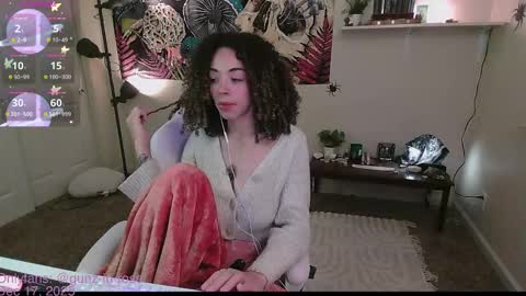 Kylie online show from December 18, 2025, 12:49 am