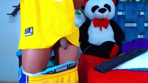 Snapshot of gurxxxt chatting on October 25, 2025, 2:13 pm Hakim online show from October 25, 2025, 2:13 pm