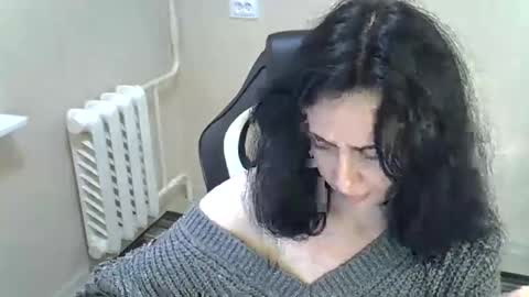 Snapshot of gusumah chatting on December 4, 2024, 10:46 am GusumAh online show from December 4, 2024, 10:46 am