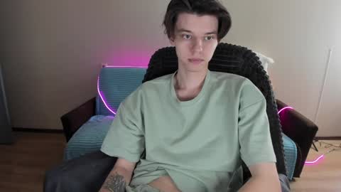 Snapshot of guy_liam1 chatting on December 25, 2024, 12:37 pm guy_liam1 online show from December 25, 2024, 12:37 pm