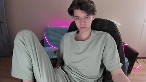 Snapshot of guy_liam1 chatting on December 26, 2024, 12:59 pm guy_liam1 online show from December 26, 2024, 12:59 pm