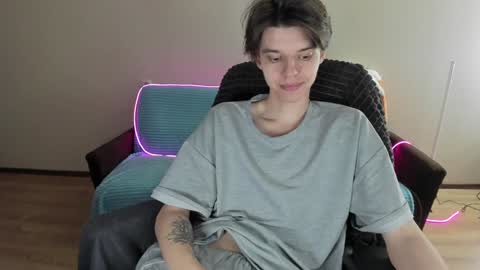 Snapshot of guy_liam1 chatting on December 29, 2024, 7:43 pm guy_liam1 online show from December 29, 2024, 7:43 pm
