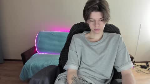 Snapshot of guy_liam1 chatting on January 4, 2025, 8:06 am guy_liam1 online show from January 4, 2025, 8:06 am