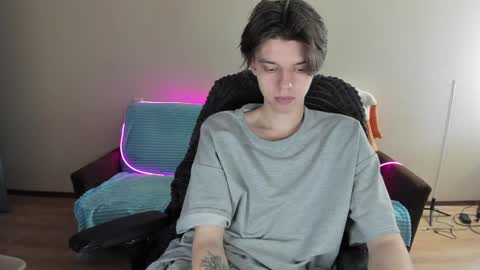 Snapshot of guy_liam1 chatting on January 5, 2025, 12:42 pm guy_liam1 online show from January 5, 2025, 12:42 pm