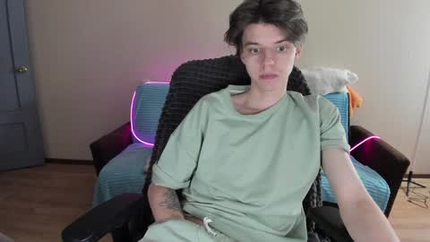Snapshot of guy_liam1 chatting on January 14, 2025, 2:11 pm guy_liam1 online show from January 14, 2025, 2:11 pm