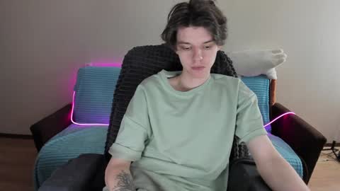 Snapshot of guy_liam1 chatting on January 18, 2025, 12:57 pm guy_liam1 online show from January 18, 2025, 12:57 pm