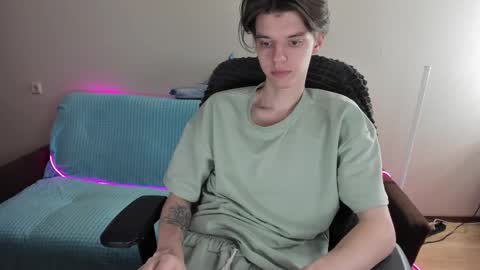 Snapshot of guy_liam1 chatting on February 11, 2025, 12:58 pm guy_liam1 online show from February 11, 2025, 12:58 pm