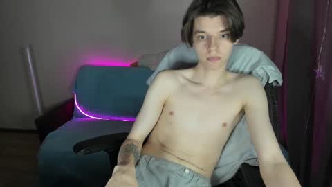 Snapshot of guy_liam1 chatting on March 6, 2025, 5:22 pm guy_liam1 online show from March 6, 2025, 5:22 pm