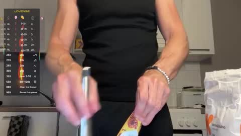 Snapshot of guyfromfinland1981 chatting on October 17, 2025, 3:14 pm NaughtyFitHusband online show from October 17, 2025, 3:14 pm