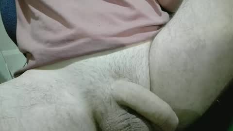 Snapshot of guyfromkent chatting on November 19, 2025, 9:20 am guyfromkent online show from November 19, 2025, 9:20 am