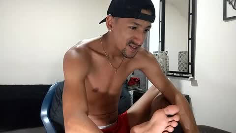 Snapshot of guykarim chatting on September 17, 2025, 10:44 pm karim online show from September 17, 2025, 10:44 pm