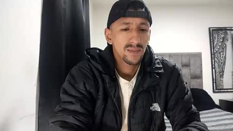 Snapshot of guykarim chatting on March 6, 2026, 7:38 am karim online show from March 6, 2026, 7:38 am