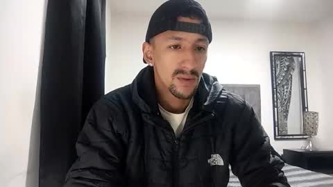 Snapshot of guykarim chatting on March 8, 2026, 1:26 pm karim online show from March 8, 2026, 1:26 pm