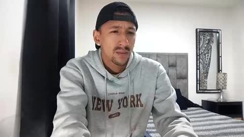 Snapshot of guykarim chatting on March 13, 2026, 11:39 am karim online show from March 13, 2026, 11:39 am