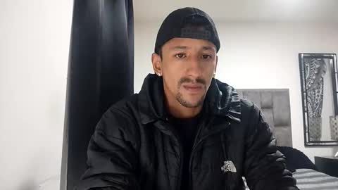 Snapshot of guykarim chatting on March 26, 2026, 3:34 am karim online show from March 26, 2026, 3:34 am