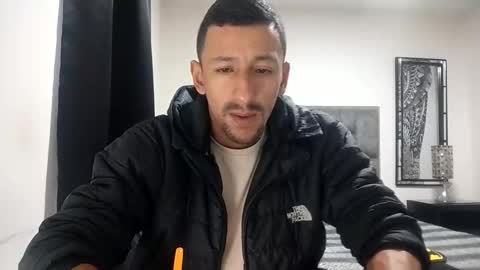 Snapshot of guykarim chatting on April 14, 2026, 11:16 am karim online show from April 14, 2026, 11:16 am