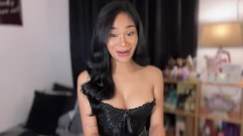 Snapshot of gwapangahas chatting on October 7, 2025, 12:19 am Alexa online show from October 7, 2025, 12:19 am