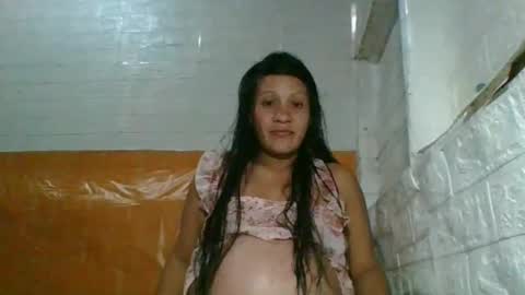 gwenn24 online show from June 5, 2026, 4:52 am
