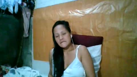 gwenn24 online show from June 10, 2026, 12:48 pm